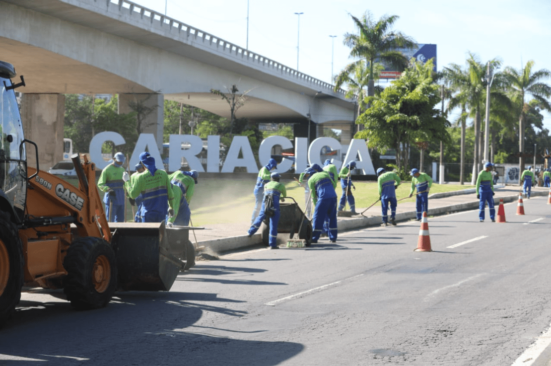 Ruas e valões da cidade já estão sendo limpos