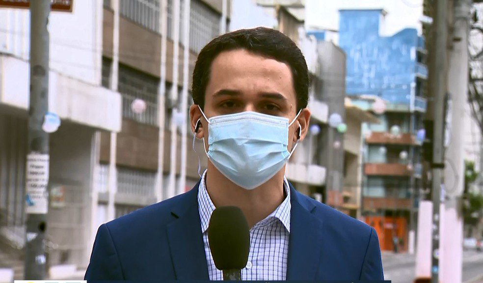 Pazolini anuncia corte de 20% em cargos comissionados em Vitória