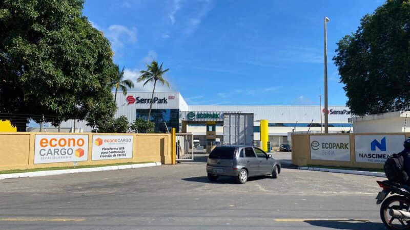 Homem morre ao ser atingido por estrutura de concreto em empresa na Serra