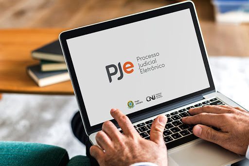TJES vai implantar Processo Judicial Eletrônico em 18 unidades do Estado
