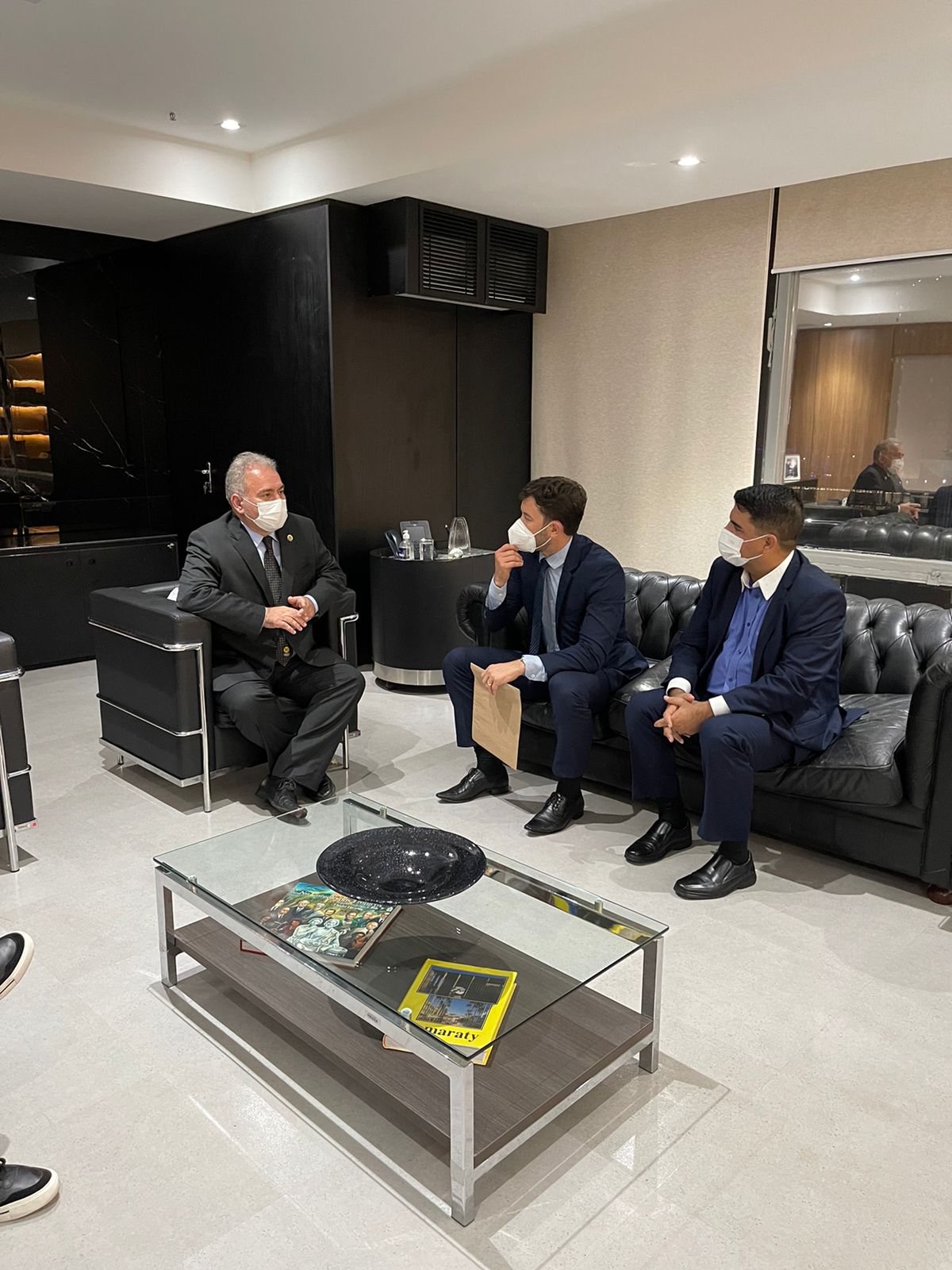 Prefeito Arnaldinho Borgo e Devanir Ferreira são recebidos por ministro da Saúde em Brasília