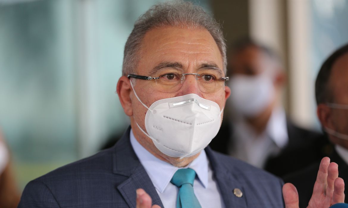 Visita ao ES: Queiroga diz que 350 milhões de doses de vacinas estão garantidas para 2022