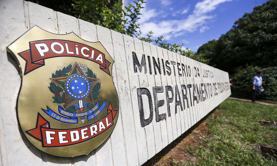 Polícia Federal combate pornografia infantil no ES