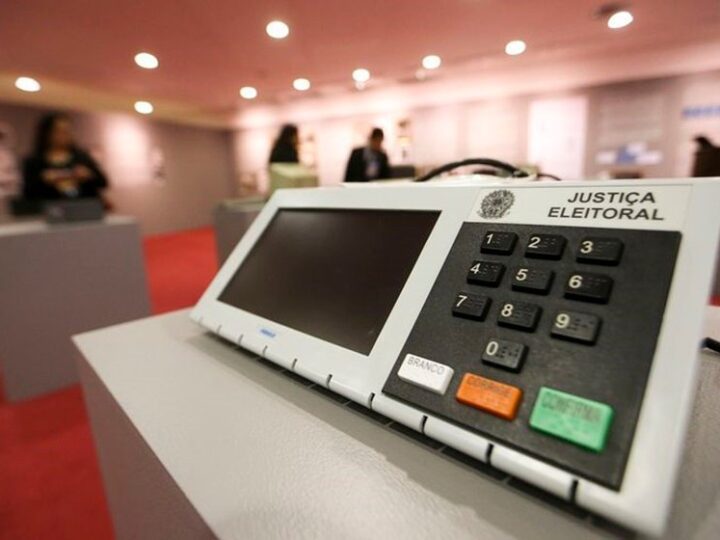 16% dos eleitores capixabas se dizem bolsonaristas e 14%, lulistas, diz pesquisa