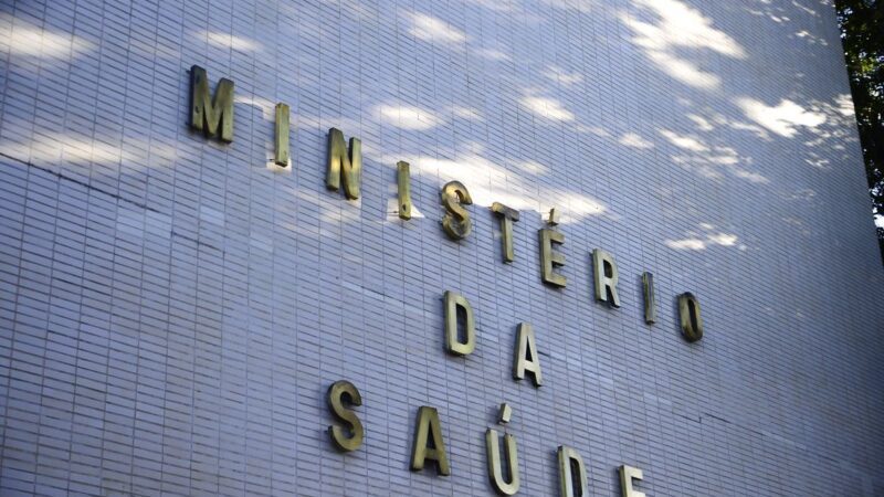Consulta sobre vacinação infantil é questão pacificada, diz ministro