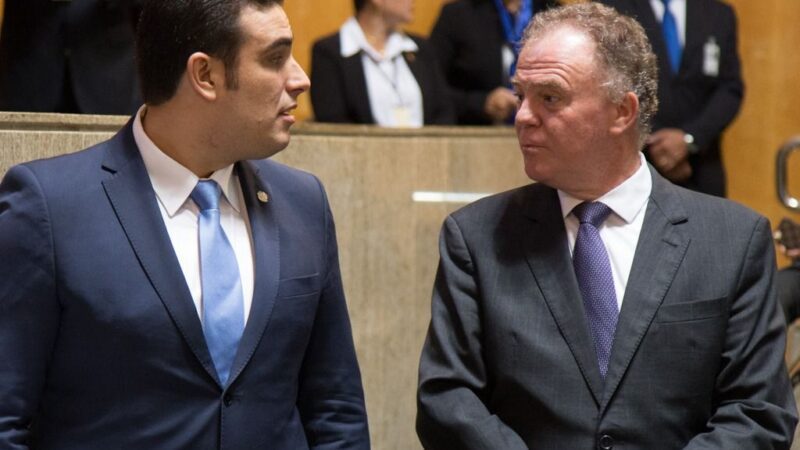 Erick Musso coloca em pauta decisões contrárias ao governo
