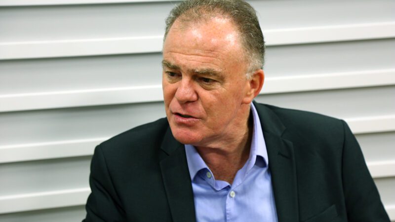 Casagrande anunciou índice bem abaixo da inflação acumulada repetindo a fórmula do seu antecessor Paulo Hartung