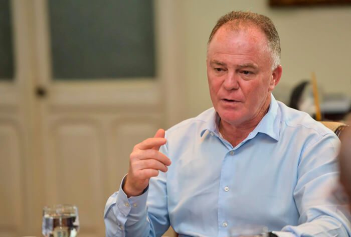 Eleições 2022: PSB quer vice de centro-direita na chapa de Renato Casagrande