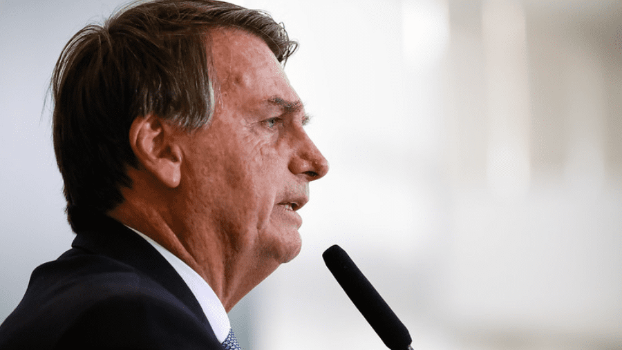 Governo oficializa saída de 9 ministros para disputar eleições