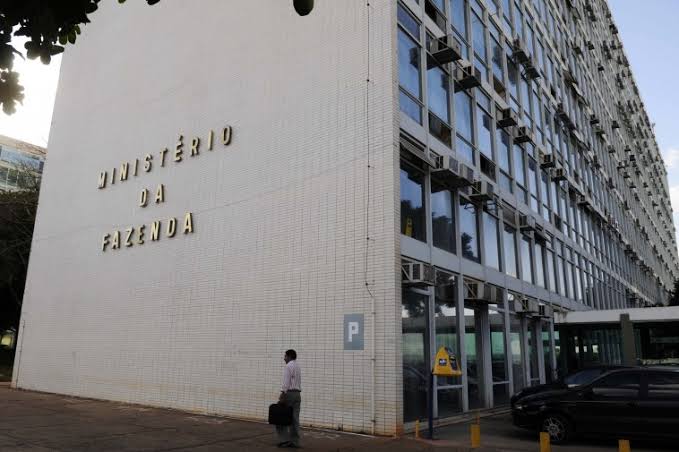 Rodrigo Cruz, número 2 do Ministério da Saúde é exonerado por Bolsonaro