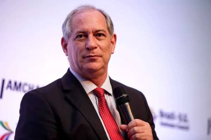 ‘Ela é diferente’, Ciro Gomes faz aceno a Simone Tebet como vice