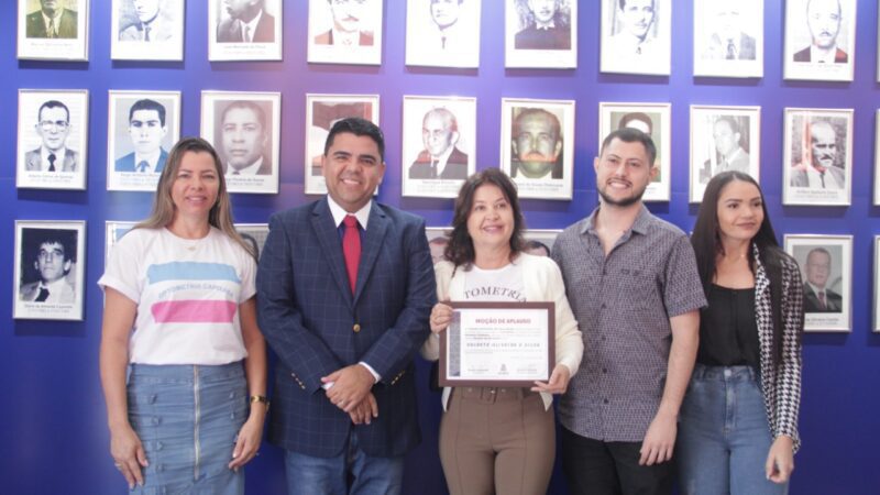 Na CMVV Devanir Ferreira homenageia optomestrista