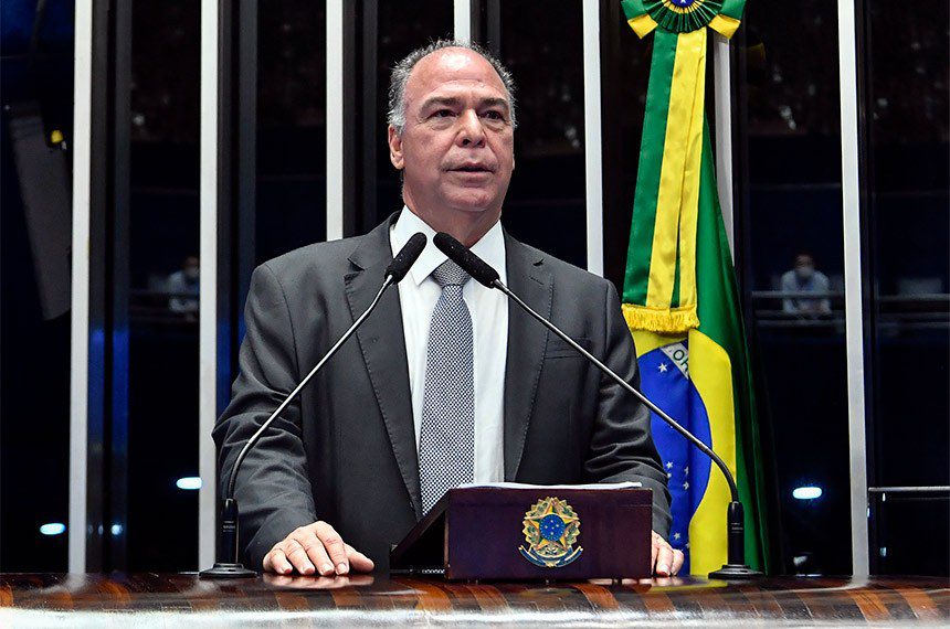 No Senado PEC para União financiar ICMS zero de combustíveis pode ser votada na quarta (29)