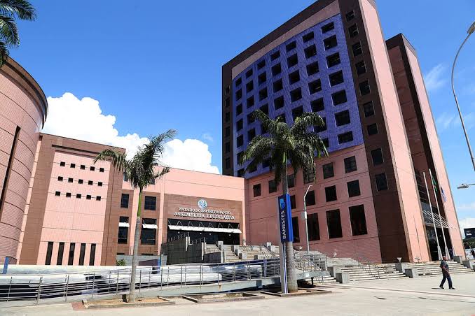 Na Ales pais de autistas cobram apoio especializado em escolas