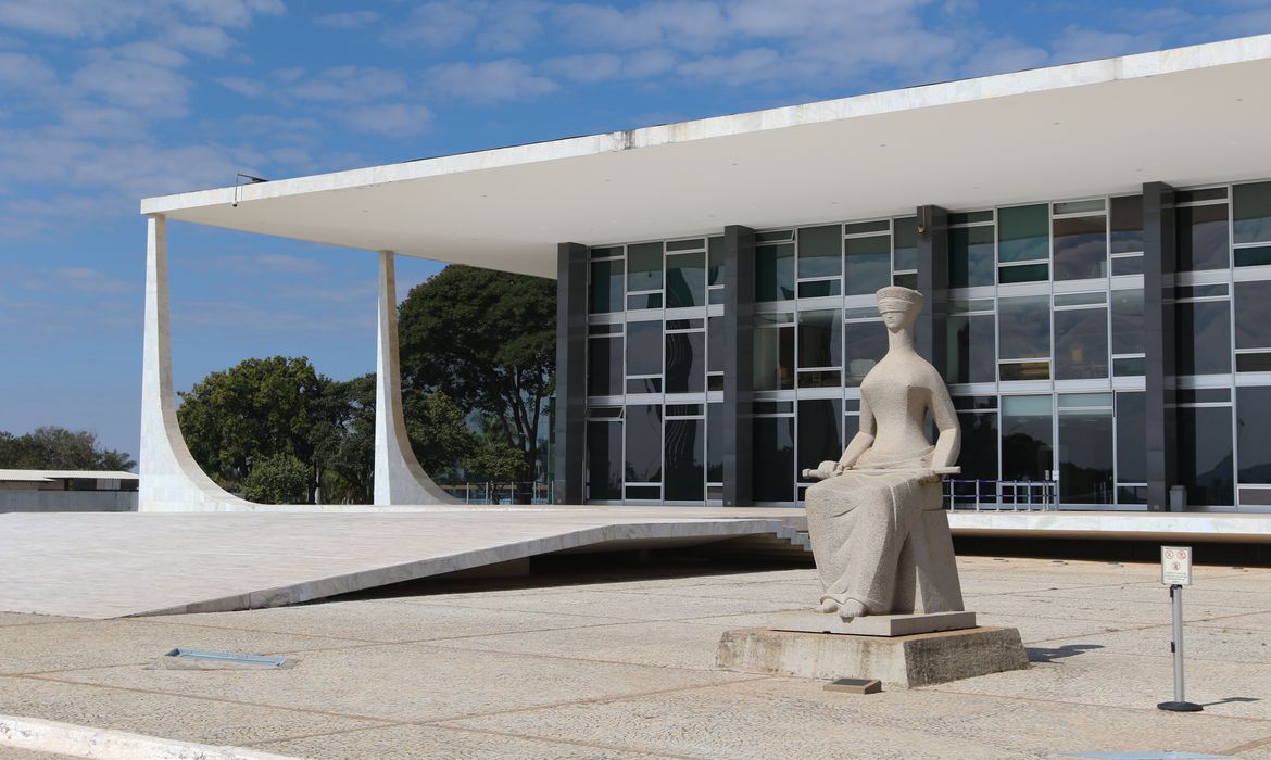 Sigilo no inquérito sobre os pastores lobistas no MEC é imposto por MEC