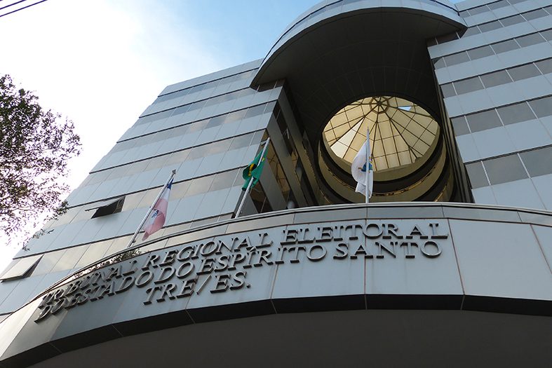 TRE recebe as duas primeiras candidaturas ao governo do ES para as eleições 2022