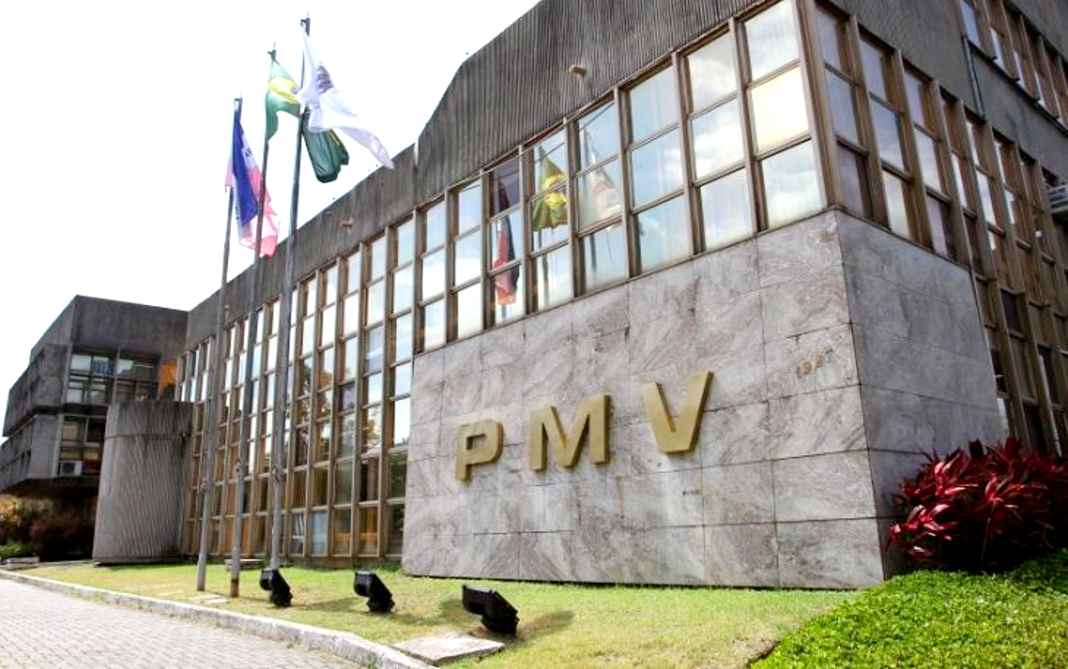 Revogada cautelar que proibia Prefeitura de Vitória de contratar empresa para coleta de lixo