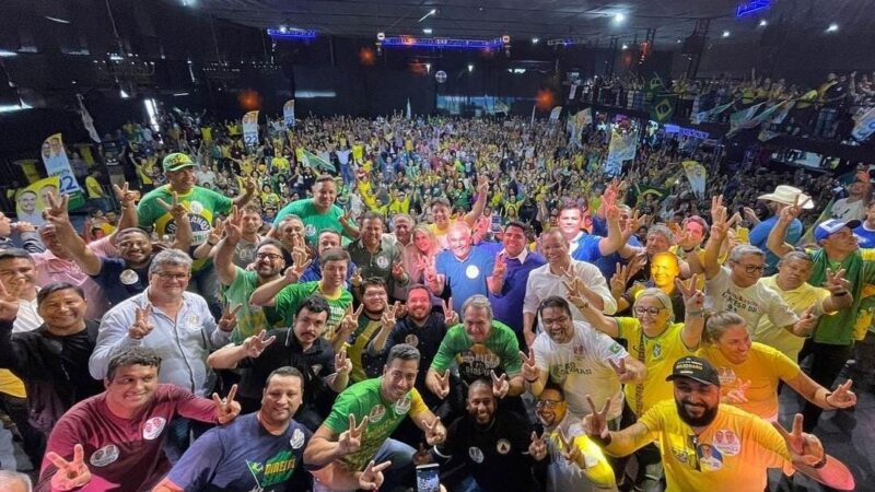 Mais de duas mil pessoas se reúnem em evento para apoiar Manato
