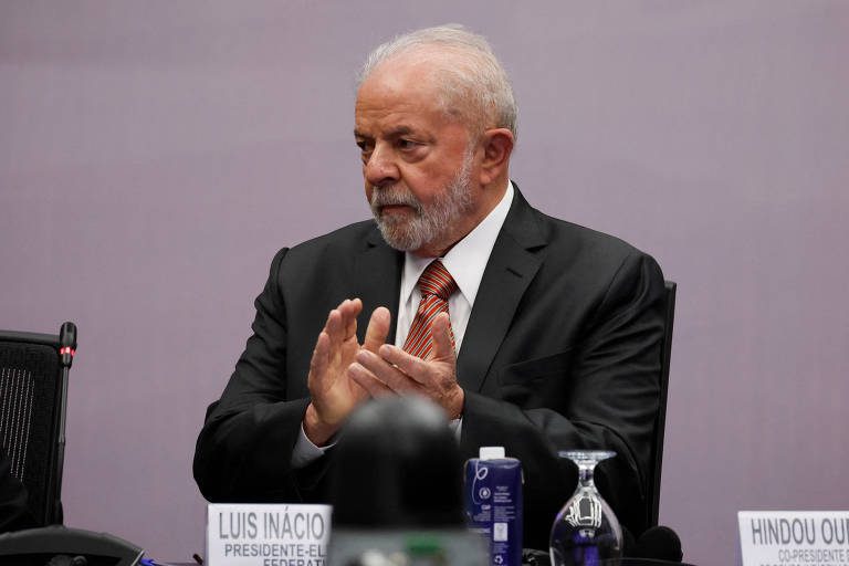 Lula deve escolher ministros de uma única vez