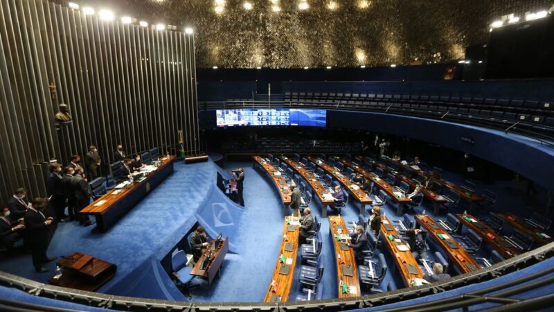 Com ampla maioria Senado aprova indicações de Bolsonaro para o STJ