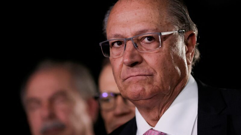 Governo Lula anuncia Alckmin será ministro da Indústria e Comércio
