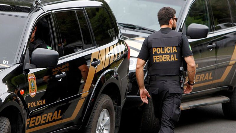 Polícia Federal cumpre 32 mandados de prisão e de busca em operação sobre atos de vandalismo