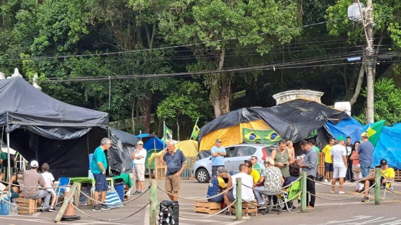 Justiça libera bolsonaristas presos na Prainha