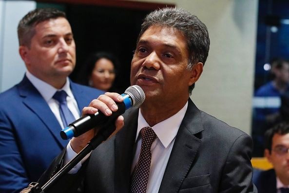Vou luta pelos menos favorecidos, diz Bispo Alves