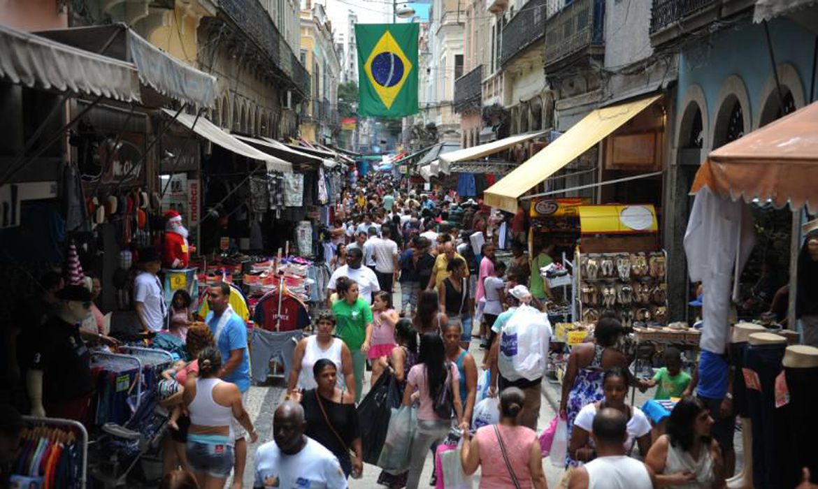 Índice que mede a confiança do empresário sobe em fevereiro.