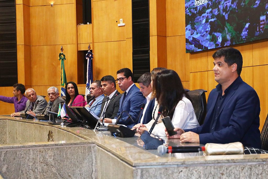 Cariacica é homenageada em solene comemoração de seus 133 anos