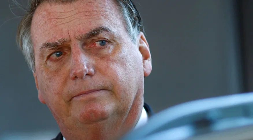 Bolsonaro traça planos e busca novos rumos políticos diante de possibilidade de inelegibilidade
