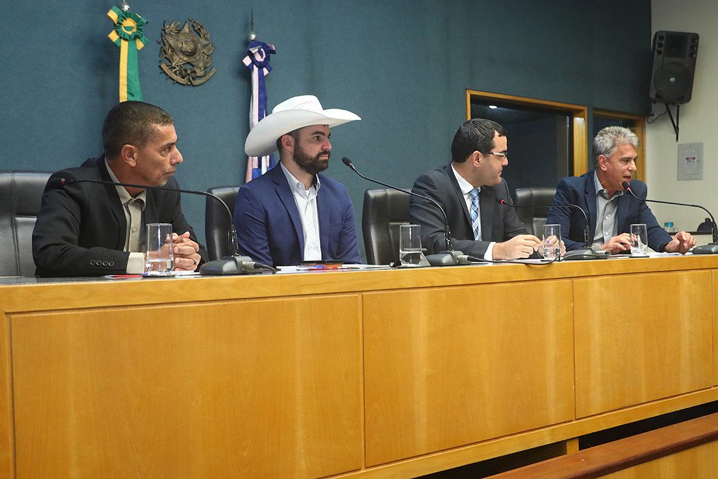 Nesta terça- feira (11) Comissão de Saúde da Ales debateu prevenção de mucosite oral