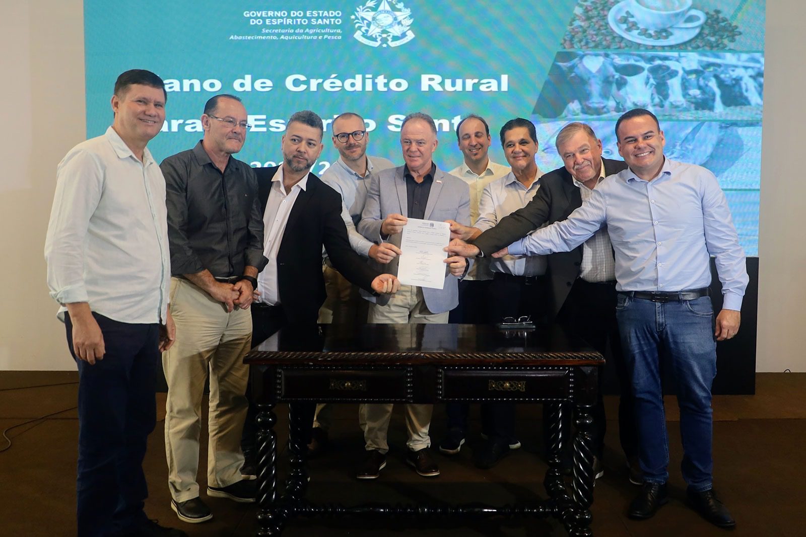 Renato Casagrande lançou Plano de Crédito Rural com valor recorde para a safra 2023/2024