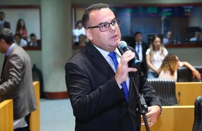 Ampliação e divulgação sobre medida protetivas é objeto do PL sugerido por Denninho Silva