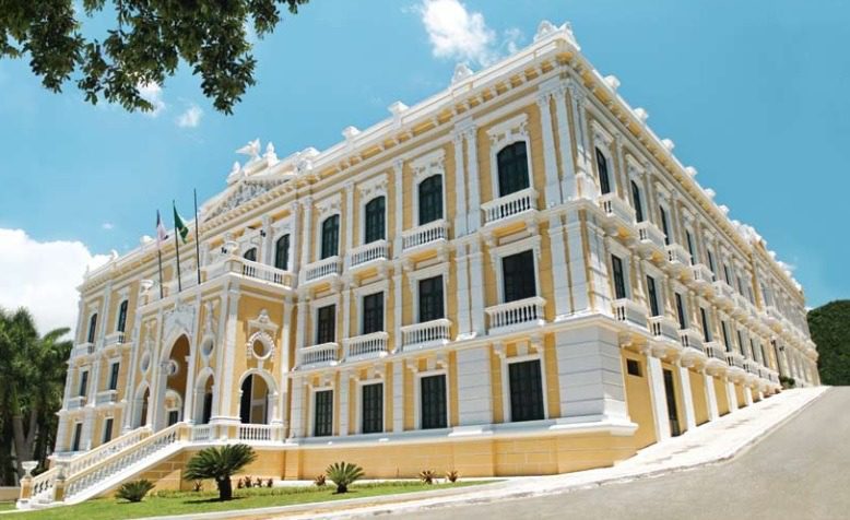 Governo do Es anuncia que os Servidores da Educação vão receber bônus no salário de agosto