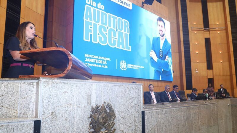 Sessão solene da Ales comemora Dia do Auditor Fiscal