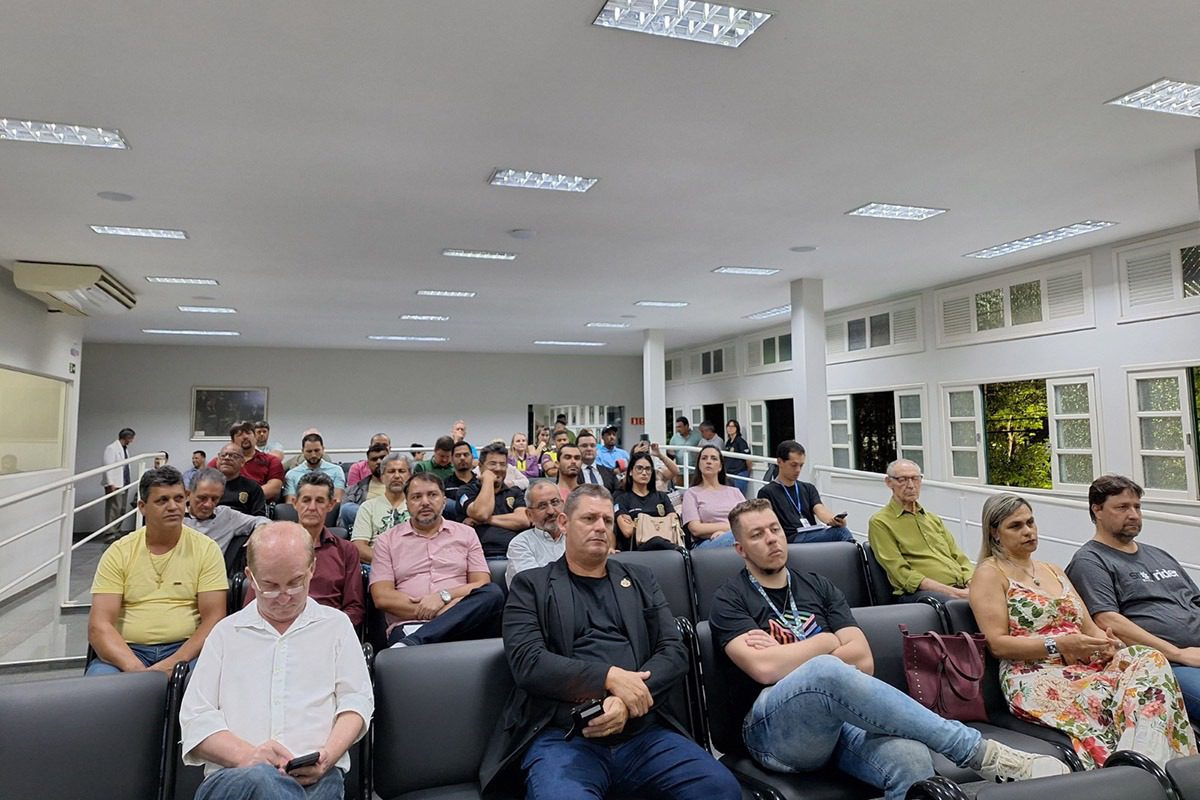 Comissões da Assembleia Legislativa realizam audiências com moradores do interior para discutir segurança