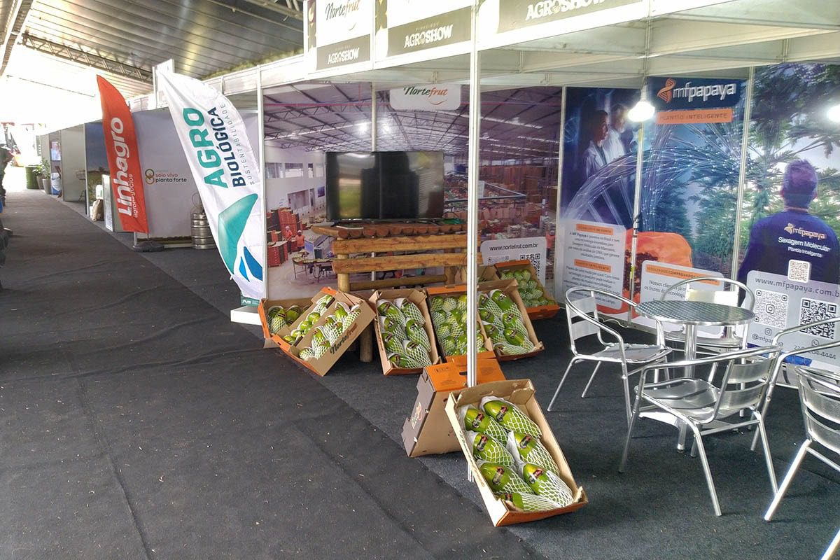 Pinheiros comemora sucesso de feira agropecuária