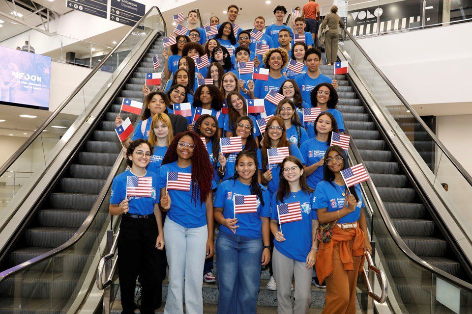 Programa de Intercâmbio Estudantil Realiza Sonho de Estudantes no Exterior