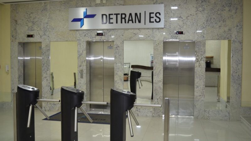 Saiba como será o atendimento do Detran|ES no feriado da Proclamação da República