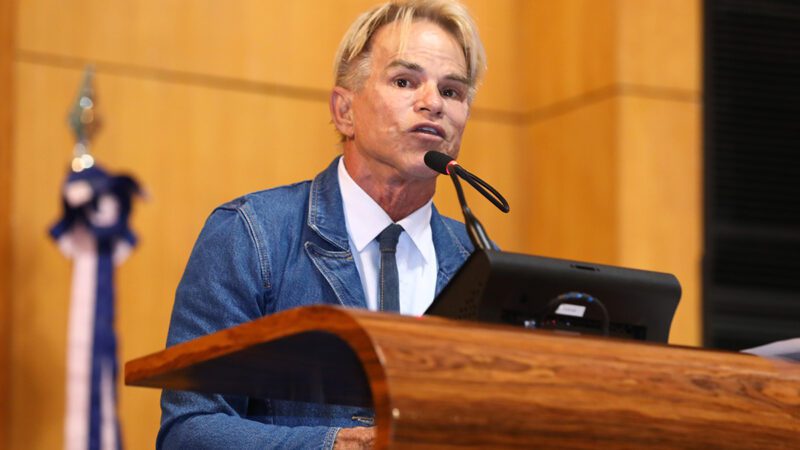 Projeto de Lei determina a obrigação de relatar casos de maus-tratos a animais