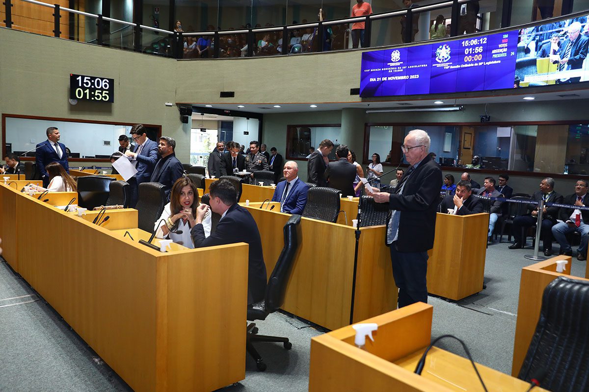 Pauta desta segunda inclui quatro vetos e três urgências