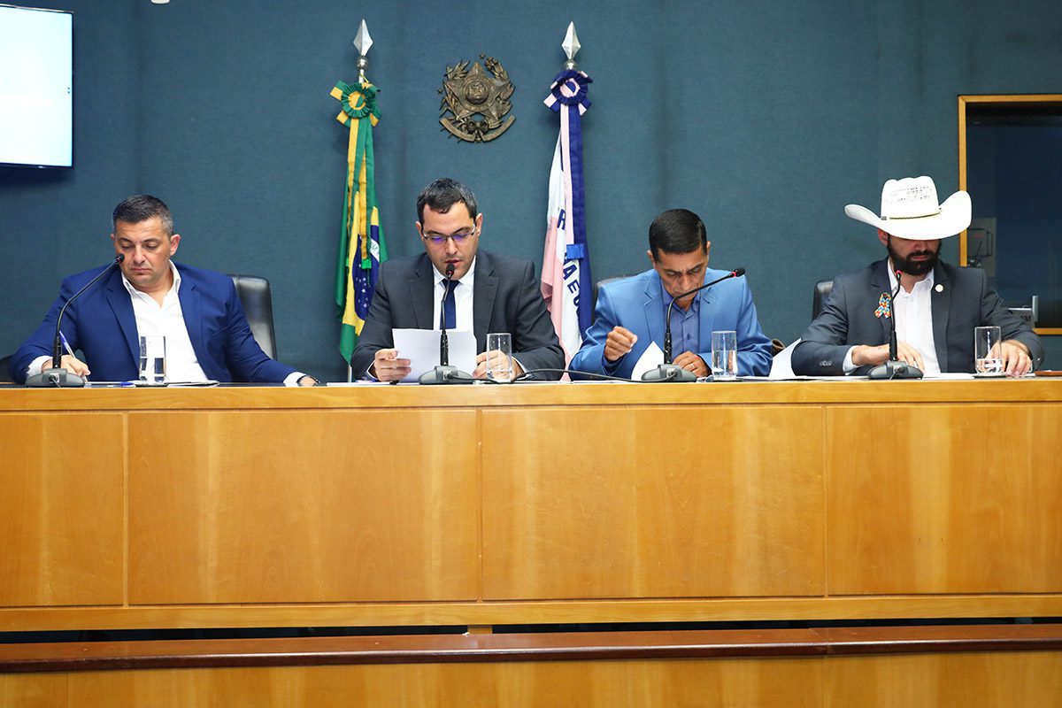 Três projetos são aprovados na Saúde