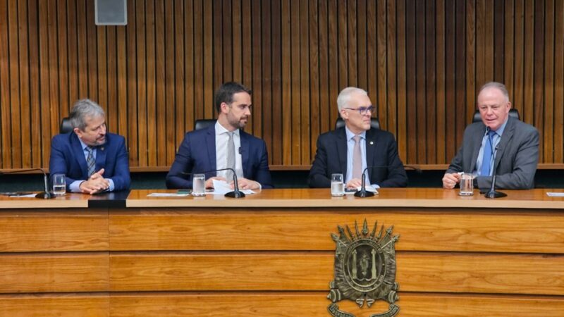 Governador Renato Casagrande participa de seminário sobre mudanças climáticas no Rio Grande do Sul