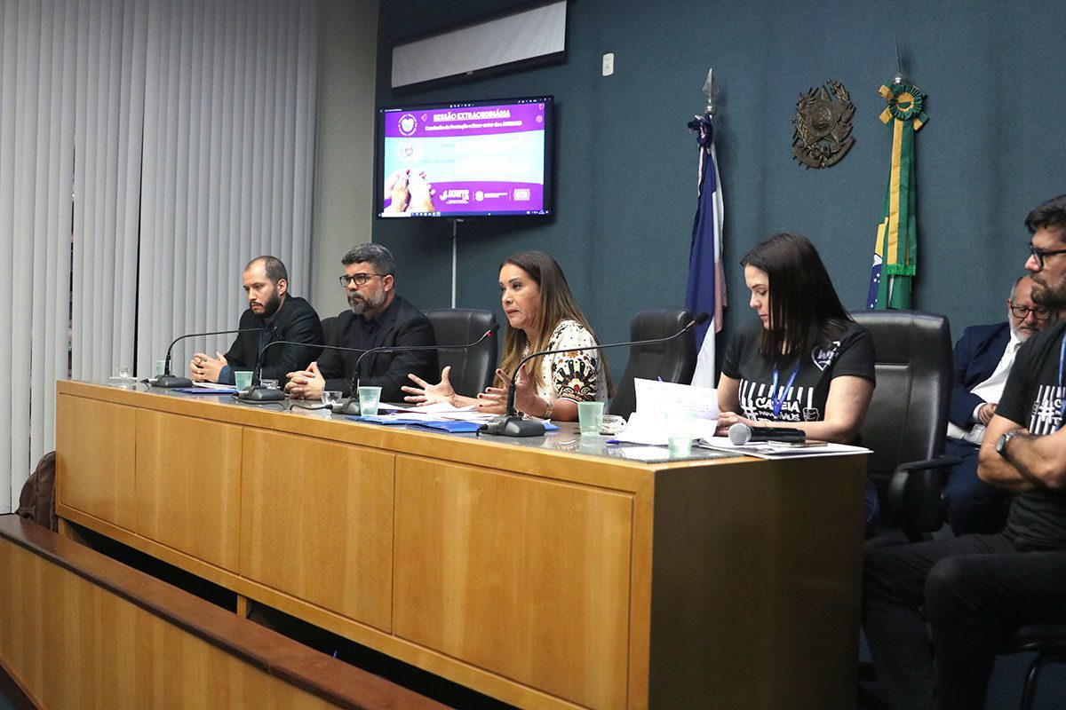 Reuniões na Ales abordam o bem-estar dos animais
