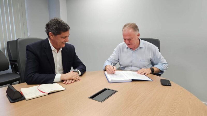 Viagem a Dubai: Casagrande Deixa o Governo nas Mãos de Ricardo Ferraço pela Quarta Vez