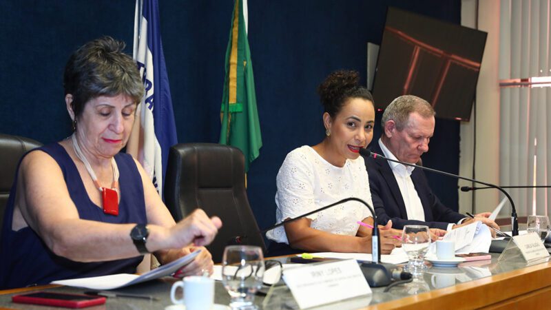 Comissão de Direitos Humanos limpa a pauta