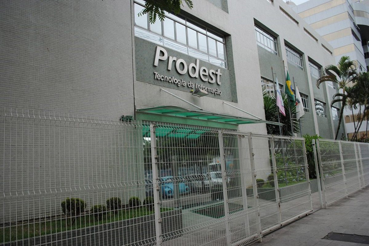 Matéria do governo amplia cargos da Prodest-ES