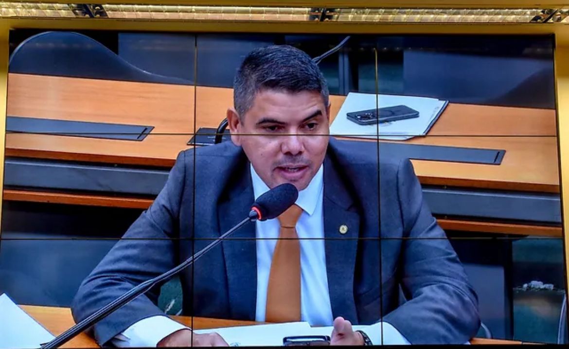 Messias Donato propõe emenda contra progressão de pena para condenados por crimes sexuais