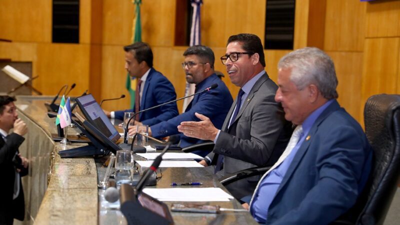 Pauta desta terça traz duas urgências